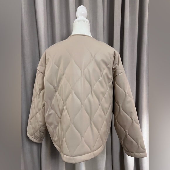 Zara faux leather puffa jacket in size medium! - Picture 6 of 6